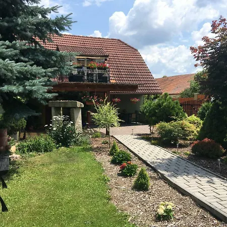 Penzion Chlumec Гостевой дом 3*